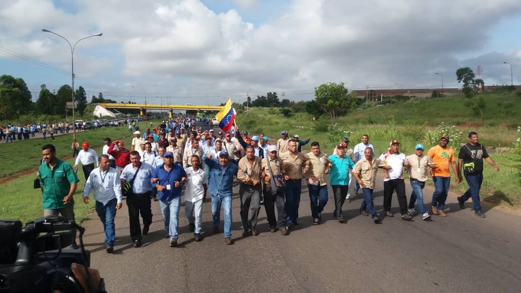 Trabajadores del sector aluminio en Bolívar radicalizan la protesta contra el régimen