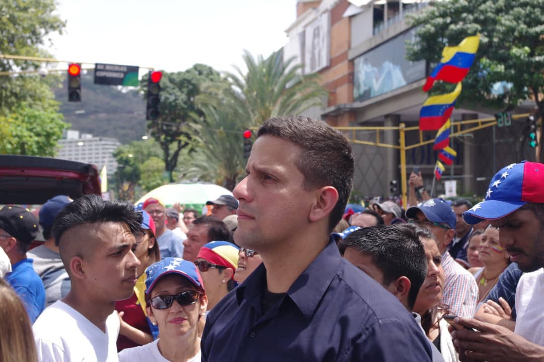 Javier Chirinos: Con Guaidó en Venezuela y el ciudadano en la calle, la AN sabe cuál es la ruta